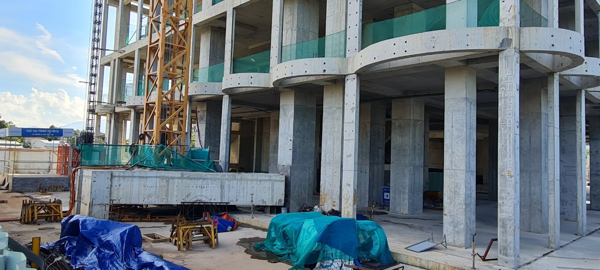 Dự án Asiana Đà Nẵng được chủ đầu tư khởi công vào tháng 4/2021, dự kiến được xây dựng trong thời gian 3 năm.