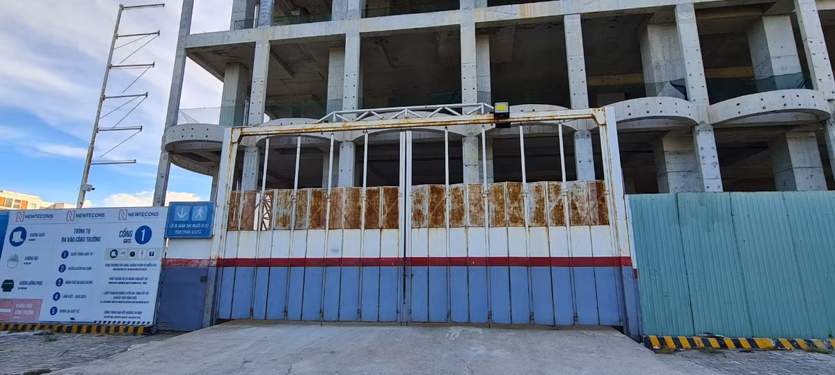  Dự án căn hộ cao cấp Asiana Đà Nẵng tọa lạc ở vị trí đắc địa – mặt tiền đường ven biển Nguyễn Tất Thành, thuộc phường Hòa Hiệp Nam, quận Liên Chiểu, TP Đà Nẵng.