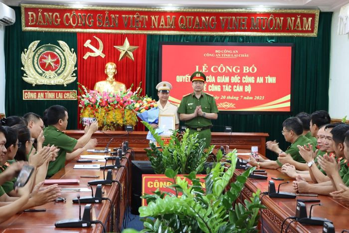 Luân chuyển, điều động cán bộ chủ chốt công an nhiều tỉnh - Hình 3 Luan chuyen, dieu dong can bo chu chot cong an nhieu tinh-Hinh-3