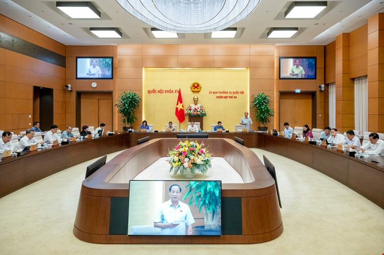 Đề xuất chọn phương án cấm tuyệt đối nồng độ cồn khi lái xe De xuat chon phuong an cam tuyet doi nong do con khi lai xe