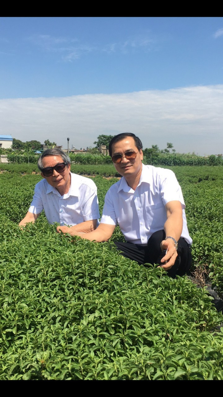 GS.VS Tran Dinh Long: Moi nha bao la mot chien si tren mat tran khoa hoc va cong nghe-Hinh-3