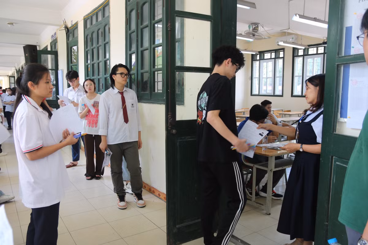 De thi Toan co cau hoi van dung cao, cuc kho-Hinh-3