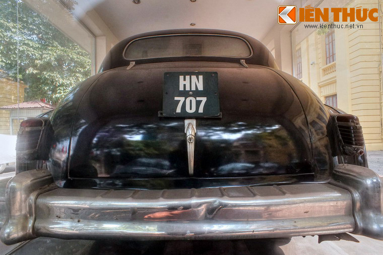 Điểm đáng chú ý nhất trong thiết kế là thân xe được bọc lớp thép chống đạn dày 8 mm và lớp kính gia công đặc biệt có tổng khối lượng tới 291.9 kg, có khả năng chống đỡ đầu đạn và mảnh đạn của vũ khí hạng nhẹ.