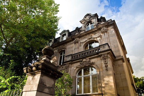 Đặc biệt, nhiều thợ săn ma đã ghé thăm khách sạn Crescent để có cơ hội trải qua những hiện tượng kỳ bí liên quan đến hồn ma.