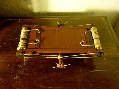 Đặc biệt, nếu máng tra tấn được sử dụng hết mức thì chân tay của phạm nhân sẽ bị xé toạc ra khỏi cơ thể.