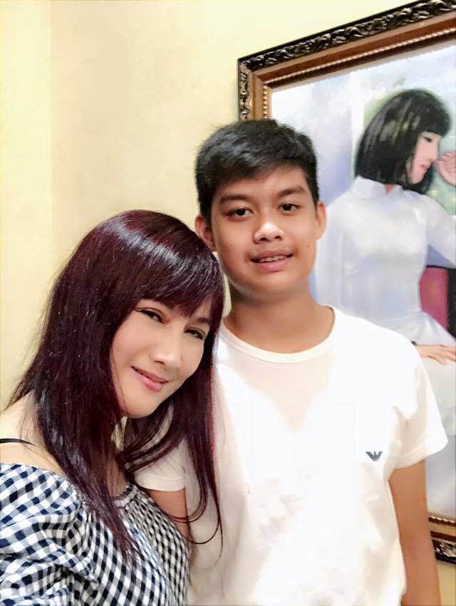 Khong gian ben trong biet thu trieu do cua dien vien Hien Mai-Hinh-10