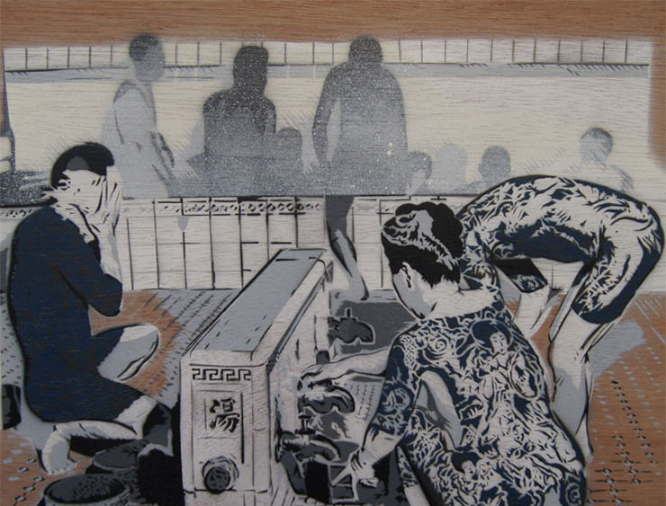 Cho đến nay, nguồn gốc của băng đảng Yakuza vẫn chưa được làm rõ. Theo một giả thuyết được nhiều người biết đến, Yakuza là hậu duệ của các Kabuki-mono (những kẻ điên cuồng) ở thế kỷ 17.