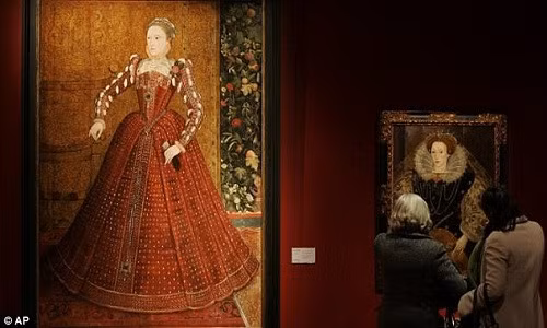 Suốt nhiều thập kỷ qua, các chuyên gia, học giả tranh luận gay gắt vì sao Nữ hoàng Elizabeth I lại nhất quyết không kết hôn.