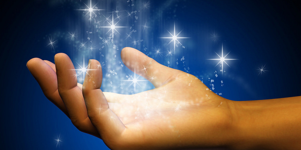 Theo đó, cuộc sống của con người sẽ trở nên tốt đẹp hơn khi không còn nhiều người đau ốm, mắc các căn bệnh hiểm nghèo rồi qua đời vì chưa tìm ra phương pháp điều trị.