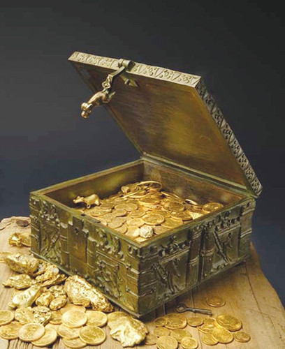 Điều kỳ lạ đến khó tin là ông Martinez đột ngột lên cơn đau tim và chết khi đang tìm kiếm kho báu. Về sau, người con trai của ông Martinez cũng bỏ mạng trong một vụ nổ súng tại khu vực Đông Los Angeles.