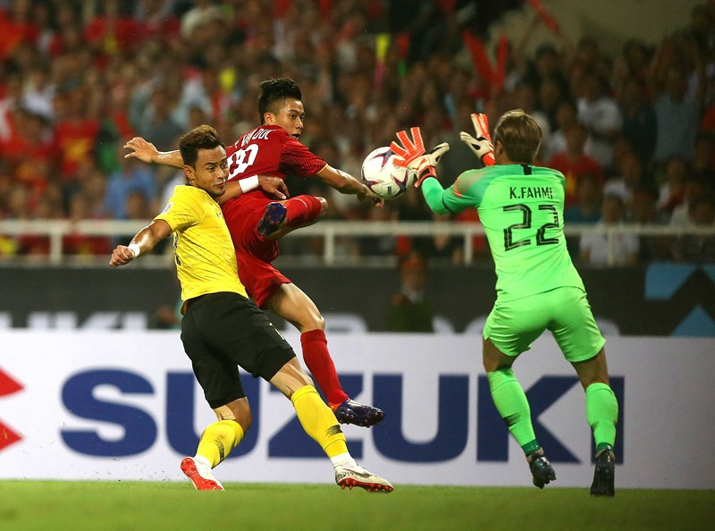 Xuan Truong khiem ton, thu mon Che Mat con am uc-Hinh-3