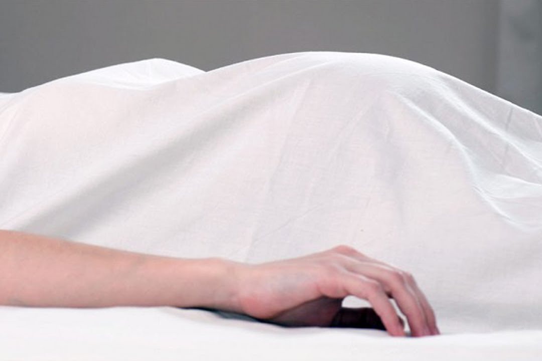 Năm 1633, một trường hợp mẹ sinh con sau khi qua đời xảy ra tại Brussels, Bỉ.