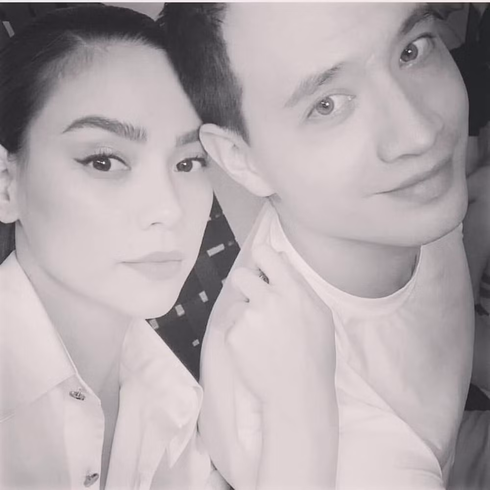 Ho Ngoc Ha va Kim Ly gay xon xao voi khoanh 'tinh be binh' trong hau truong-Hinh-2