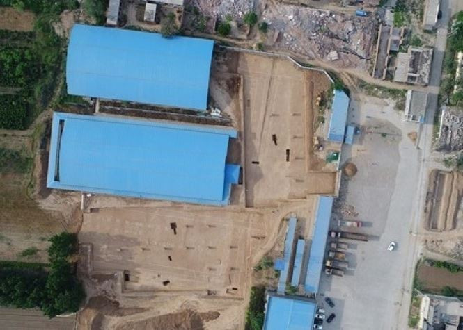 Trong khi đó, hai bộ hài cốt phụ nữ ở độ tuổi khác nhau. Một người tầm 50 tuổi trong khi người còn lại khoảng 20 tuổi.