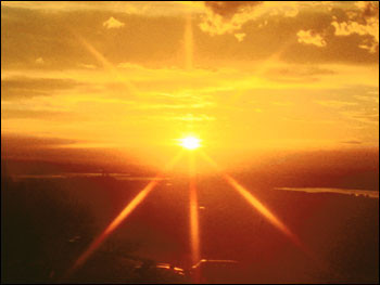 Tuy nhiên, vì một số lý do, dự án chế tạo siêu vũ khí súng mặt trời của Đức quốc xã không được hoàn thành.