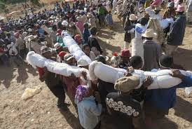 Người Malagasy trên đảo Madagascar nổi tiếng thế giới với nghi lễ mang tên Famadihana.