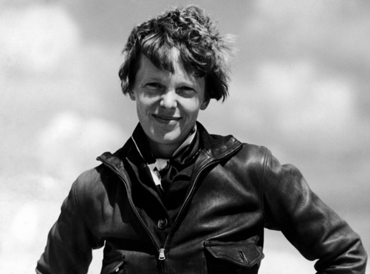 Đến ngày 5/1/1939, tòa án Mỹ chính thức tuyên bố bà Earhart và ông Noonan đã chết. Kể từ đó cho đến nay, các chuyên gia vẫn tiếp tục hành trình giải mã việc nữ phi công Earhart và Noonan gặp nạn như thế nào và vụ tai nạn xảy ra ở đâu.