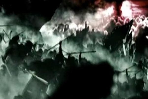 Thêm nữa, nhiều người trong đoàn cứu hộ cho hay họ nghe thấy tiếng người ngựa chạy từ phía Đường Sơn tới.