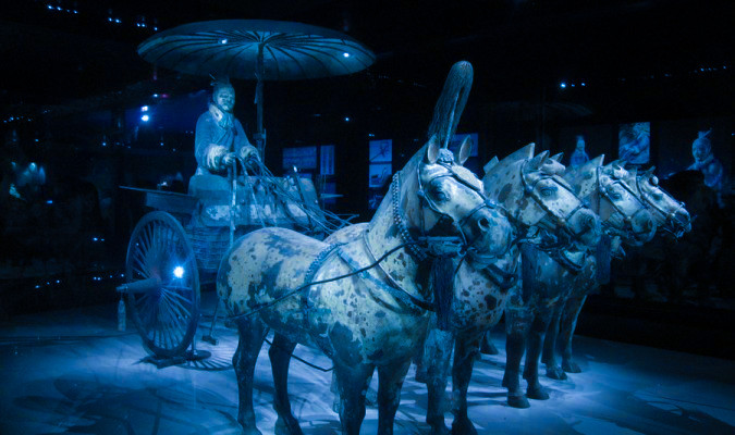 Một trong những giai thoại nổi tiếng về hiện tượng "âm binh dẫn đường" xảy ra sau trận động đất mạnh ở Đường Sơn năm 1976 gây hậu quả nặng nề về người và tài sản.