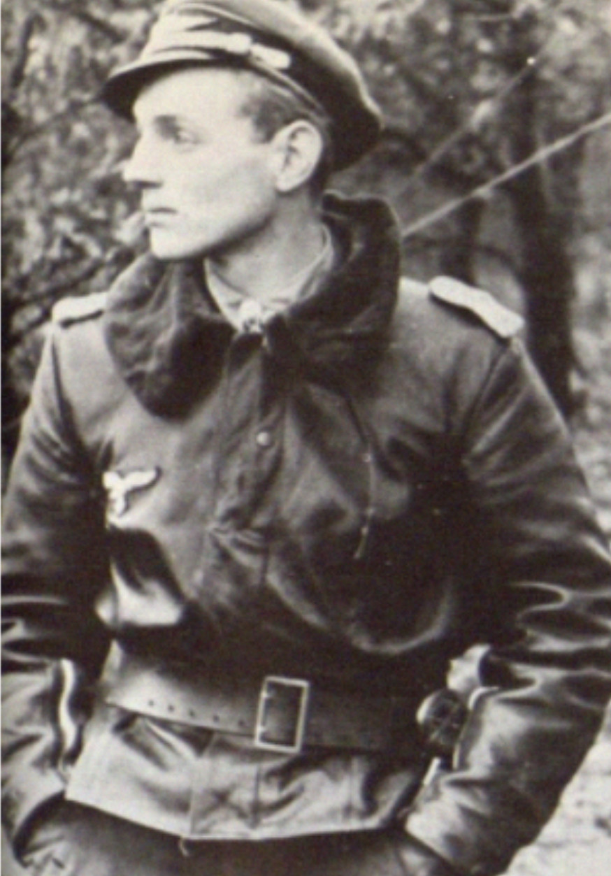 Khi ấy, phi công Đức quốc xã bị kết án là tội phạm chiến tranh và nhận mức án 25 năm lao động khổ sai. Vào năm 1955, Hartmann được phóng thích.