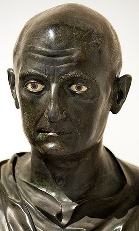 Một trong những chiến công hiển hách nhất của Africanus là dẫn quân đánh bại chỉ huy quân sự Hannibal của người Carthage.