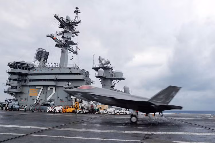 Chuyên gia quân sự Nga - ông Dmitry Drozdenko nói rằng nếu cần thiết, hải quân Nhật Bản có thể chiếm giữ 4 hòn đảo thuộc quần đảo Kuril đang nằm dưới quyền kiểm soát của Nga trong thời gian rất ngắn.