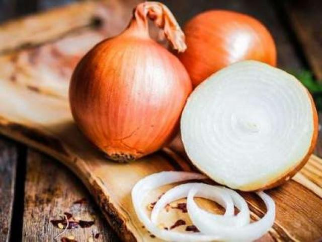 Có nhiều công dụng như vậy, nhưng các mẹo sử dụng hành tây này chưa được các chuyên gia y tế chứng minh hiệu quả thực tế. Do vậy bạn nên cân nhắc khi thực hiện.