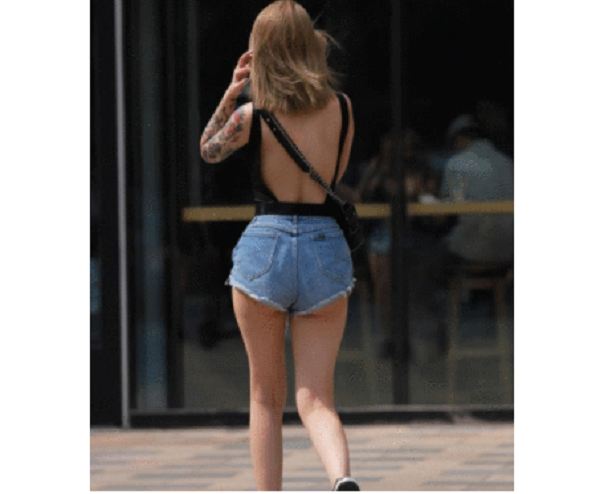 Nhiều chị em chọn mặc phong cách thời trang phóng khoáng này bởi sự thoải mái, hack dáng đỉnh cao – đặc biệt khi kết hợp với quần short.