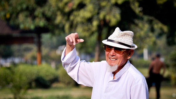  Duy trì thái độ tích cực. Thái độ tích cực là “liều thuốc” giá bèo mang lại hiệu quả trì hoãn quá trình lão hóa.