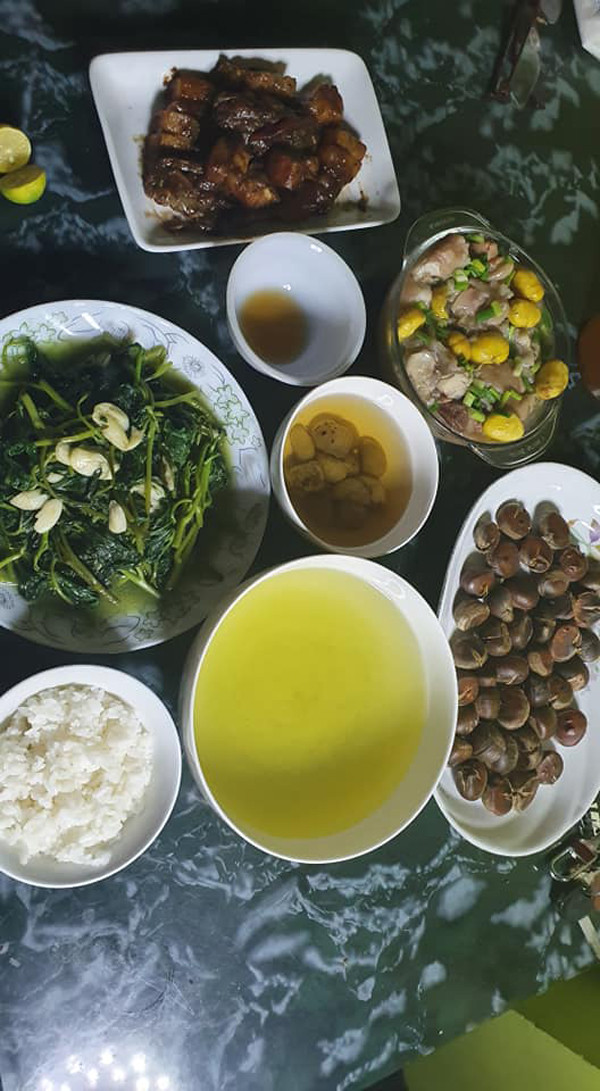 Thu Sao đặc biệt chú trọng đầu tư món “nhậu” cho chồng, vừa ngon lại thích hợp để lai rai.