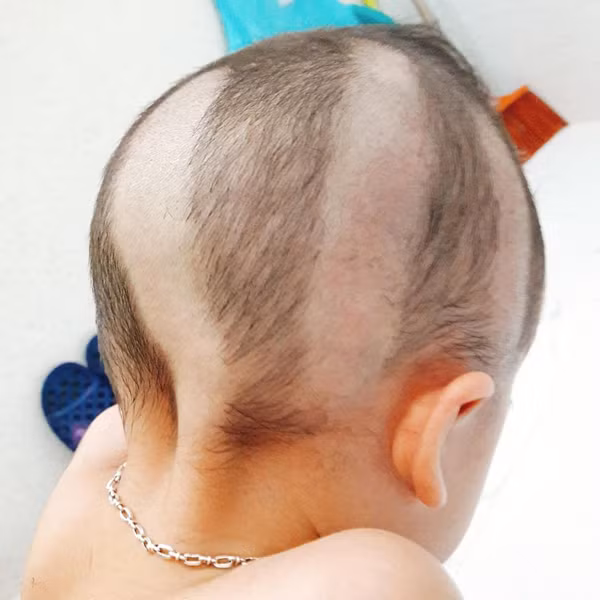 Những bà mẹ có sức sáng tạo “khôn lường”. Kiểu tóc như thế này cũng có thể nghĩ ra.