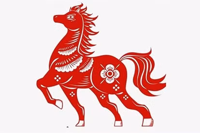 Tuổi Ngọ cần thận trọng kẻ tiểu nhân hãm hại, chỉ có như vậy bạn mới kiếm được nhiều tiền trong tháng này. Một tháng đào hoa cho tuổi Ngọ, những ai chưa lập gia đình có cơ hội tìm kiếm chân ái. Người đã kết hôn cần thận trọng ảnh hưởng đến hôn nhân.