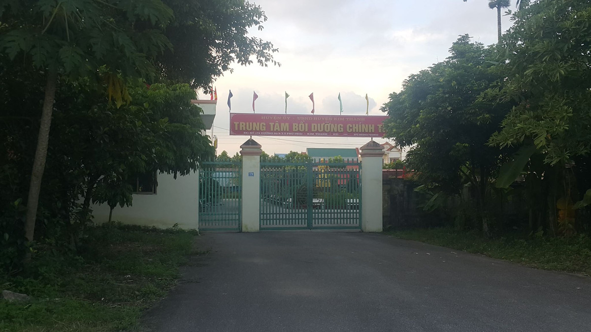 Hai Duong: Ke khong 27 lop boi duong ly luan chinh tri rut tien ngan sach