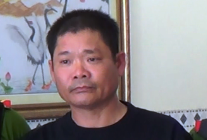 Thu giu 9 khau sung nha doi tuong tham gia to chuc khung bo Viet Tan