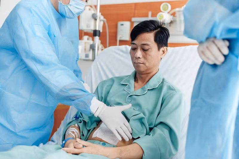 Ca ghep gan dau tien thuc hien thanh cong tai benh vien tu-Hinh-2