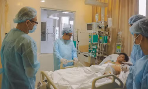 Ca ghep gan dau tien thuc hien thanh cong tai benh vien tu