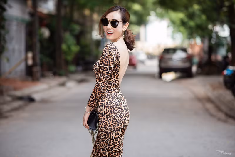 A hau Ngo Thuy Linh: Toi suy nghi 5 nam moi dam phau thuat mui!-Hinh-4