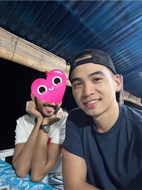 Bạn trai H'hen Niê không ít lần chia sẻ hình ảnh H'hen Niê bị chỉnh sửa thành nam giới.