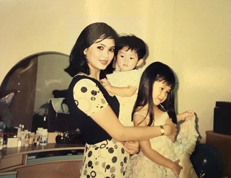 Nữ diễn viên phim Vị đắng tình yêu có hai người con: Tiên Nguyễn và Hiếu Nguyễn. Ảnh: Phụ Nữ Việt Nam.