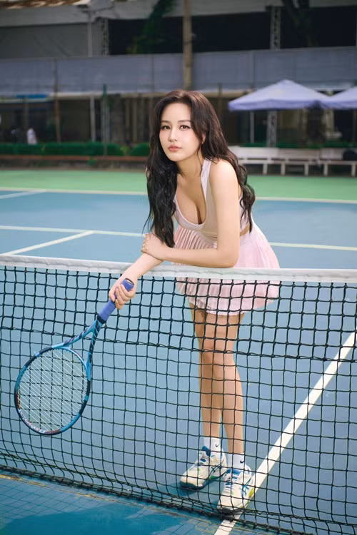 Nàng hậu dễ tăng cân do đam mê ẩm thực.