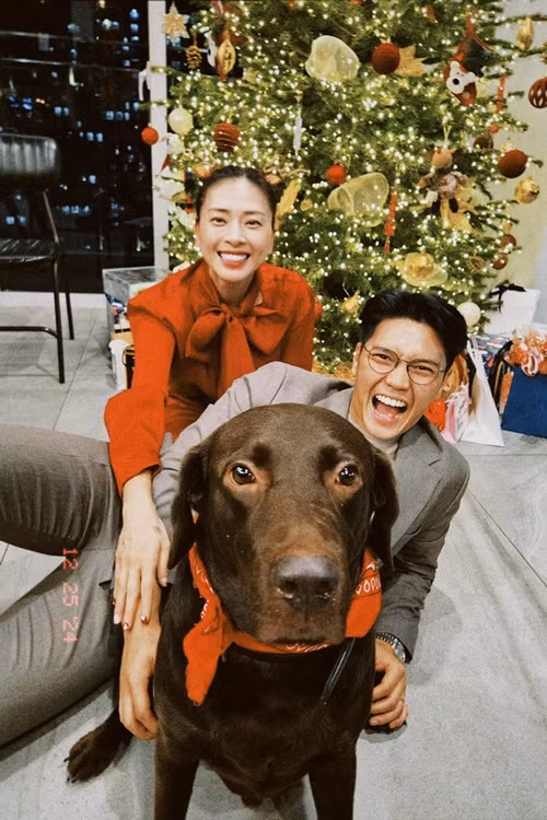 2 năm qua, Ngô Thanh Vân và Huy Trần sống trong một căn hộ cao cấp.