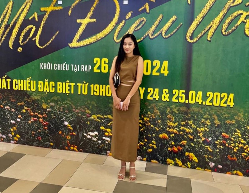 Chân Chân chia sẻ trên Vietnamnet, mối quan hệ giữa cô và nghệ sĩ Việt Anh được gia đình hai bên ủng hộ. Ảnh: FB Chân Chân.