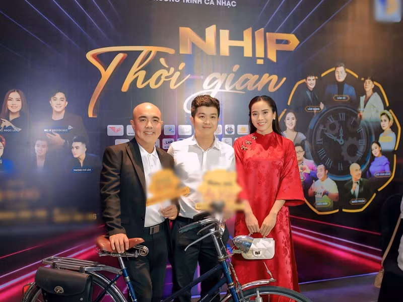 Chia sẻ trên Znews vào năm 2024, Bella Mai cho biết, cô và doanh nhân Bửu Lộc đã thay đổi lẫn nhau, tin tưởng đối phương sau 3 năm hẹn hò. Ảnh: FB Bella Mai.