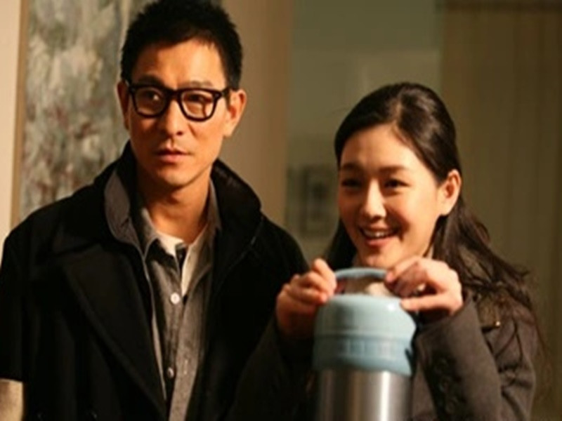 Khi biết diễn viên Từ Hy Viên qua đời, Lưu Đức Hoa viết: “Nhớ Từ Hy Viên - một diễn viên tài năng chinh phục khán giả bằng khả năng diễn xuất. Mong cô ấy yên nghỉ”. Cách đây nhiều năm, Từ Hy Viên và Lưu Đức Hoa đóng chung phim Future Cop. Ảnh: QQ.