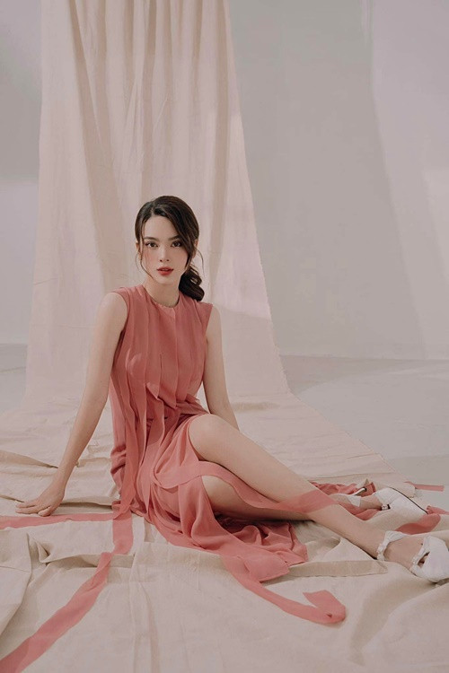 Trước khi đến với Tiến Phát, Quỳnh Lương qua một lần đò và có một cậu con trai. Ảnh: FB Quỳnh Lương.