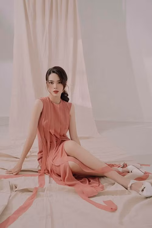 Trước khi đến với Tiến Phát, Quỳnh Lương qua một lần đò và có một cậu con trai. Ảnh: FB Quỳnh Lương.