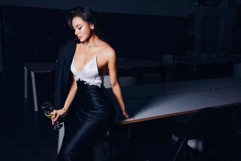 Á hậu 4 cuộc thi Miss Grand Vietnam 2022 theo đuổi phong cách cá tính nhưng không kém phần quyến rũ.