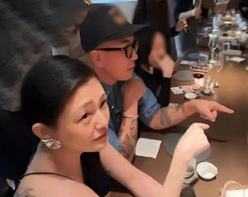 Ngày 21/12/2024, Từ Hy Viên khoe clip DJ Koo biểu diễn trên đài KBS đồng thời viết: "DJ Koo thực sự tuyệt vời". Ảnh: Thương Hiệu Pháp Luật.