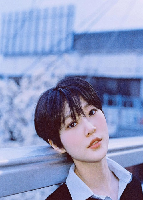 Nữ diễn viên đăng ảnh cắt tóc ngắn vào tháng 12/2023. Ảnh: Instagram Kim Sae Ron.