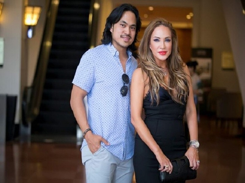 Trước thềm Lễ Tình nhân năm 2022, danh ca Thanh Hà xác nhận chia tay bạn trai kém 12 tuổi tên Roland. Thanh Hà cho biết, vì những lý do riêng cô và Roland không còn gắn bó với nhau, nhưng vẫn xem nhau là đồng nghiệp. Hiện tại, Thanh Hà hạnh phúc bên Phương Uyên. Ảnh: Giao Thông.